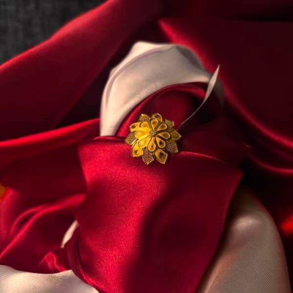 Intricate Mandala Floral Gold Ring