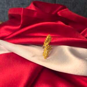 Feather Bloom Gold Ring